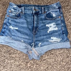 AE Distressed Shortie